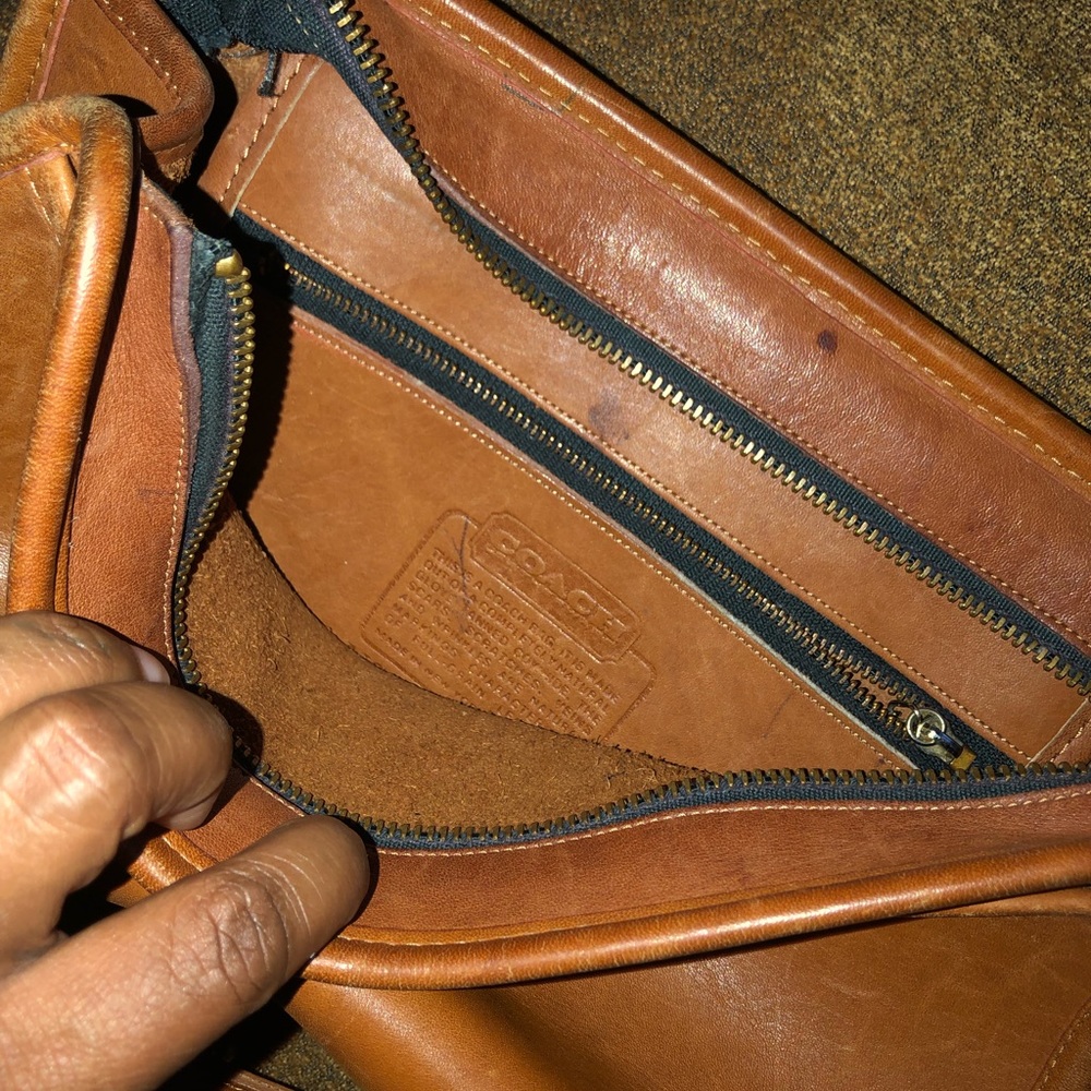 Cross Body - Picture 3 of 3